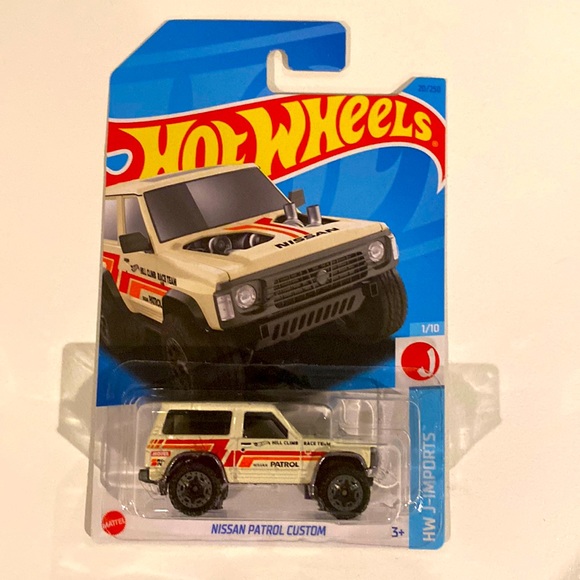Hot wheels Nissan Patrol Custom - Picture 1 of 5